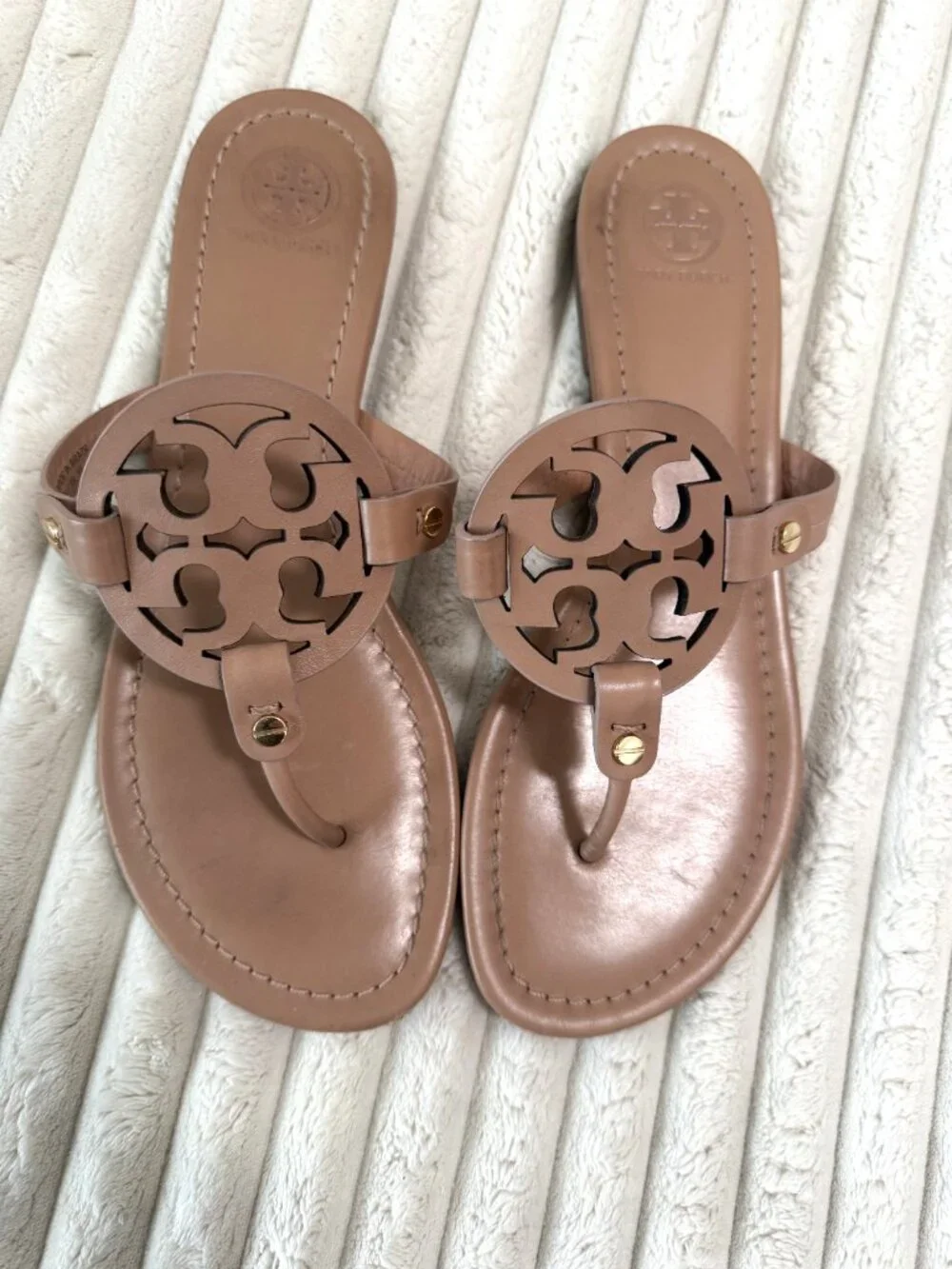 Tory Burch Miller Thong sandal - Almond Flour (tan) Size 9